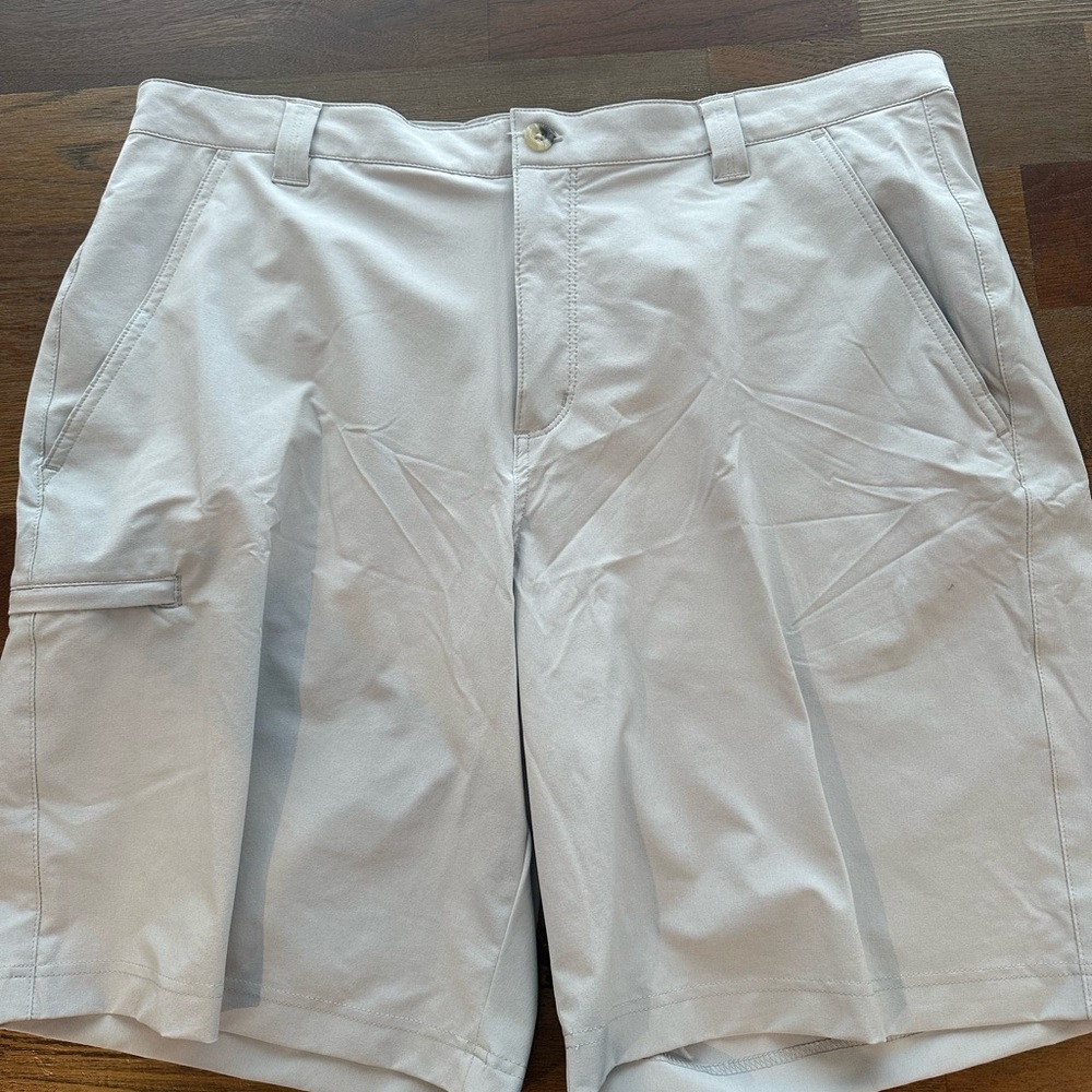 Columbia PFG shorts